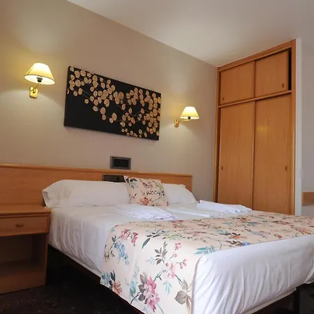 Hotel Maria Rosa Pedrola