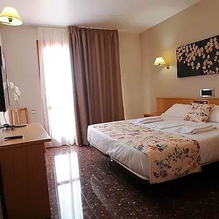 Maria Rosa Hotel 4*